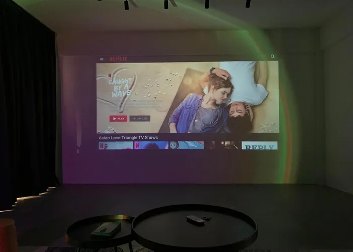 City Center W/ Home Cinema @The 5000 Studio